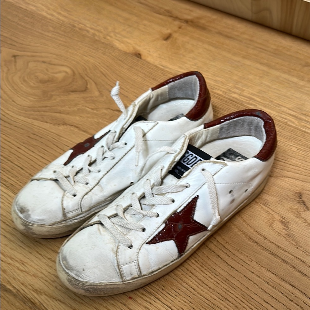 Golden Goose White Sneakers with Burgundy Star